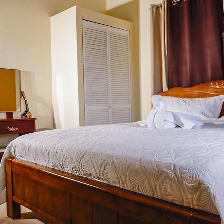 Ivs Bed And Breakfast キングストン エクステリア 写真