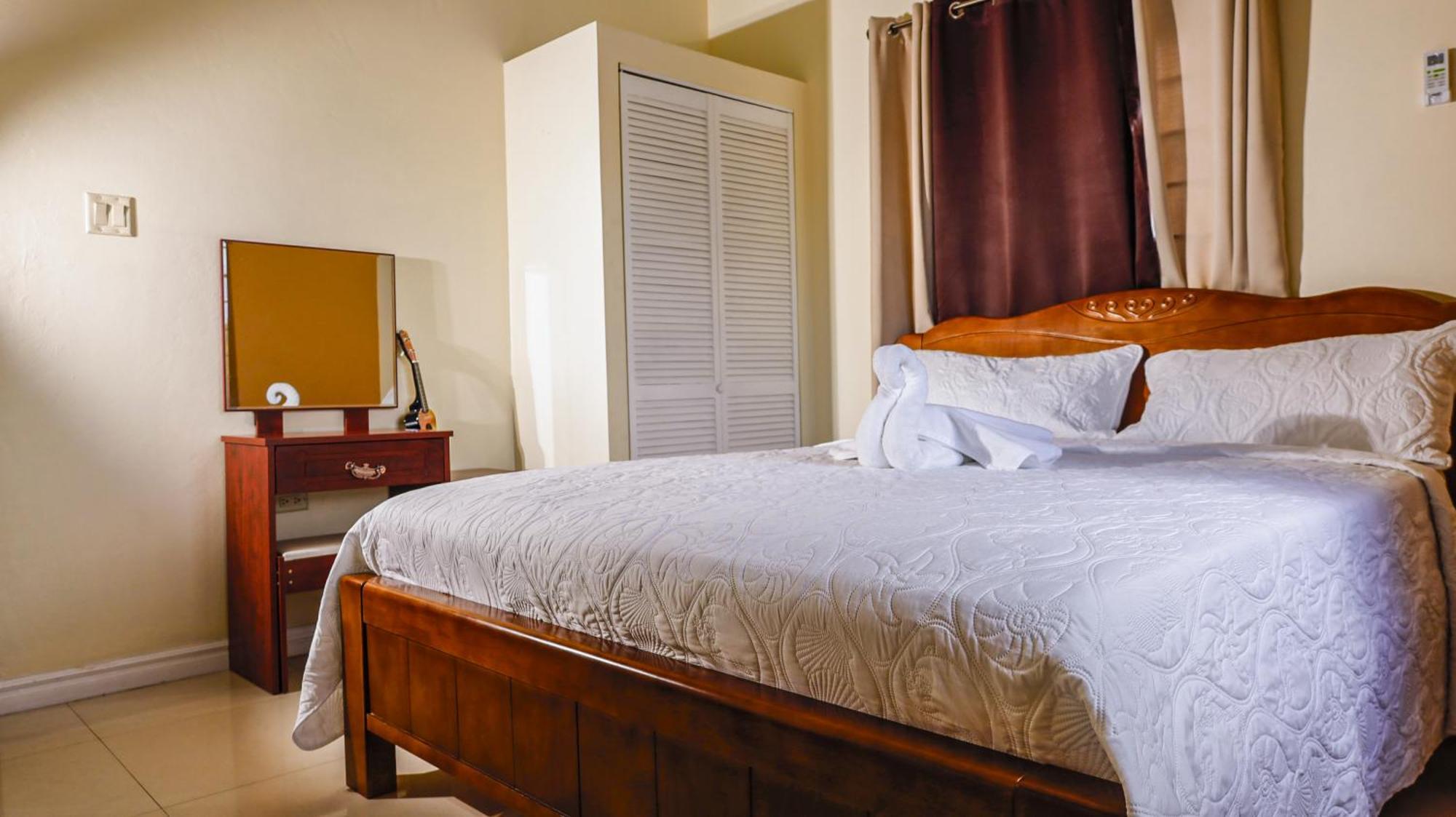 Ivs Bed And Breakfast キングストン エクステリア 写真
